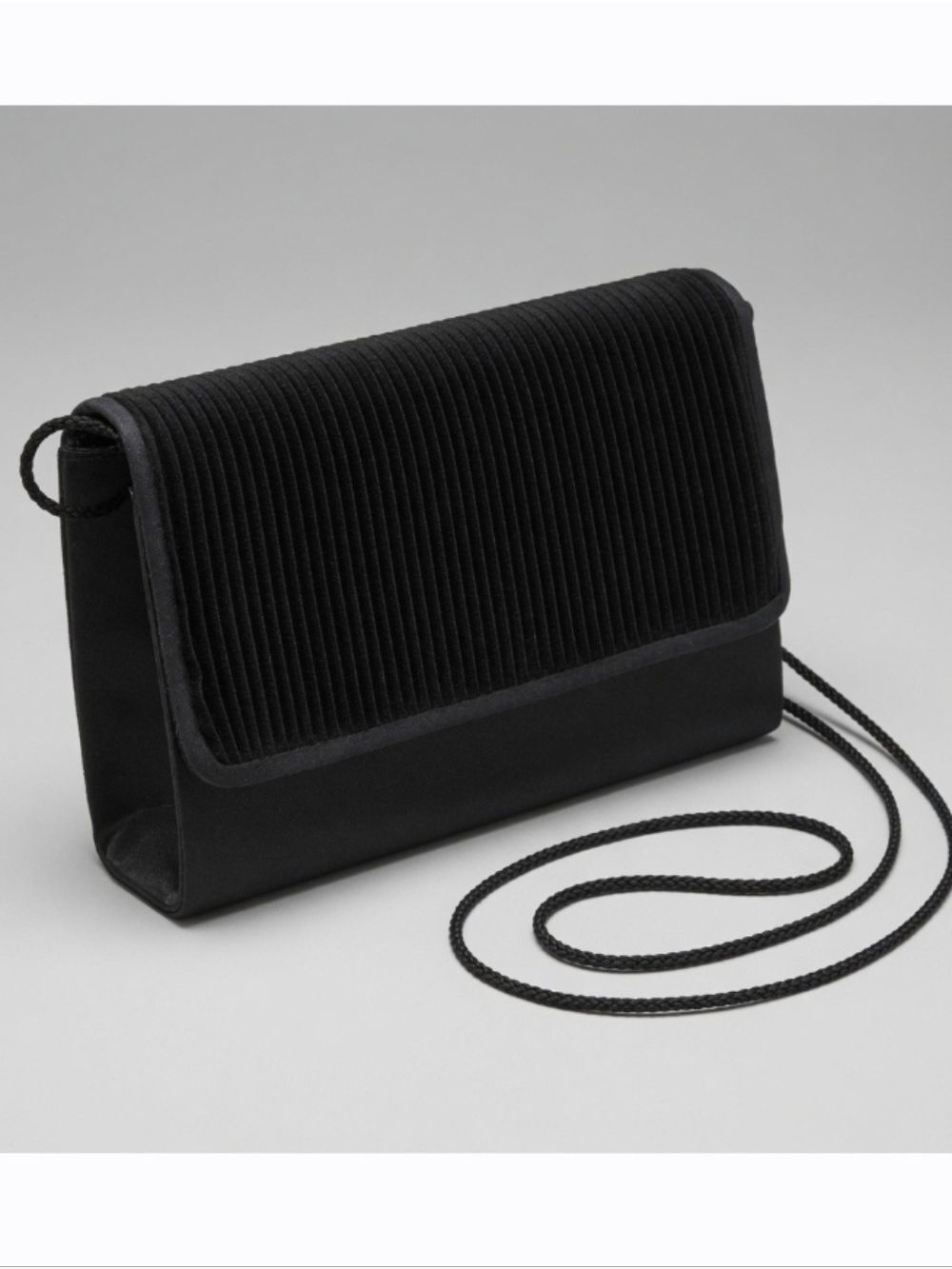Vintage La Regale Black Pleated Satin Evening Clutch Bag - 8" x 5"